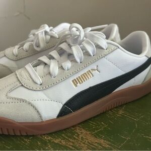 Puma White and Black Sneakers with Gum Sole